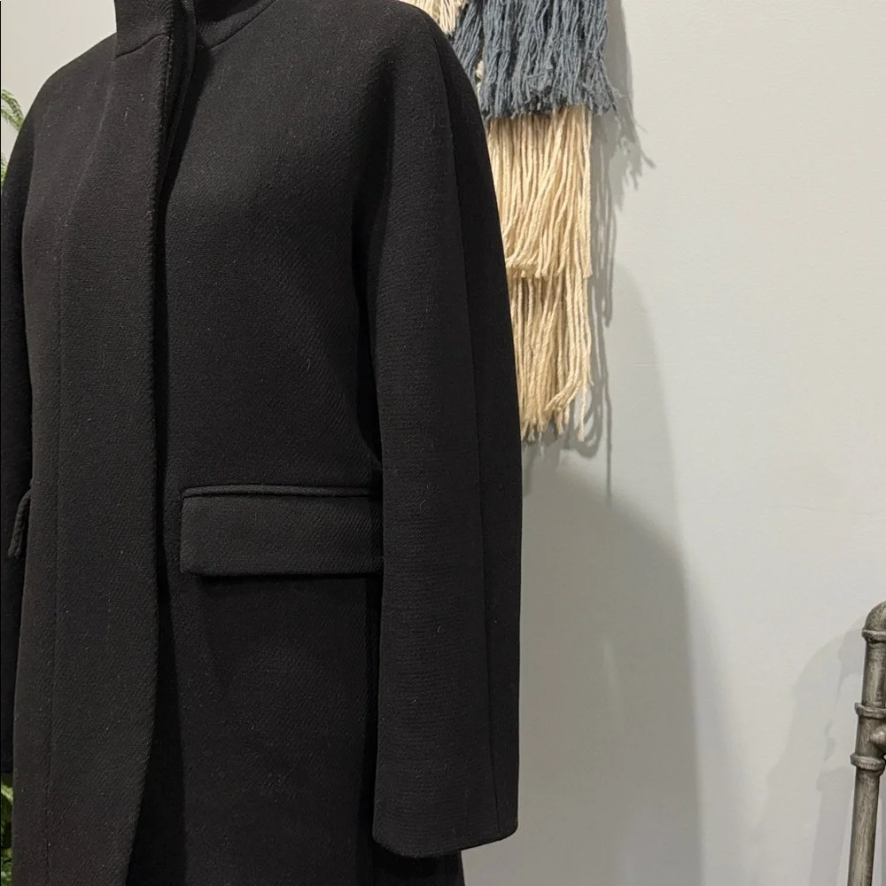 J.Crew Size 2 Black Wool Coat 79% Wool Minimalist Tailored Coat